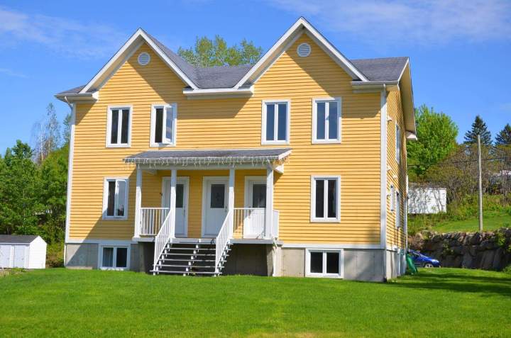 Maison neuve Bécancour